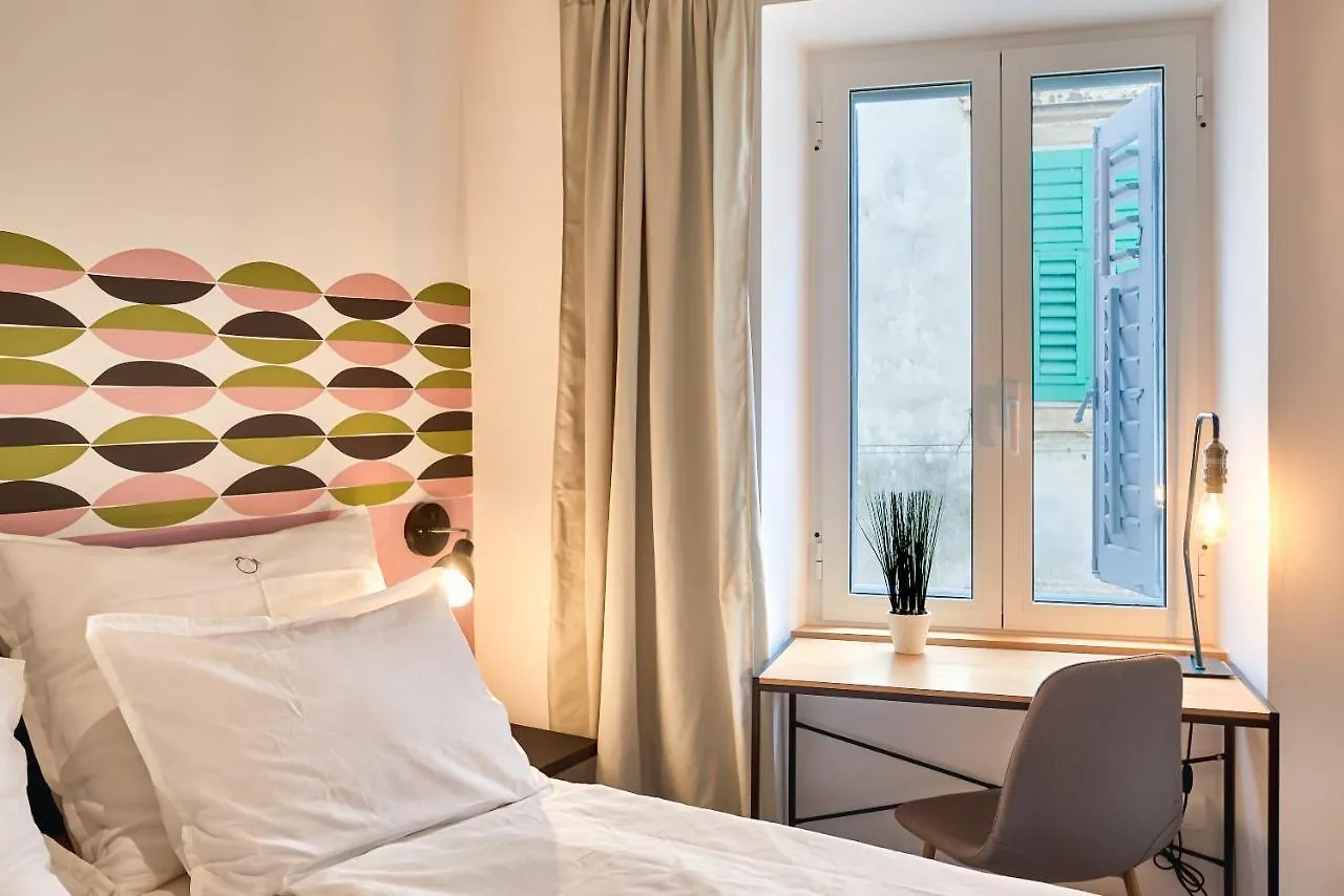 Nars Bed & Breakfast Rovinj 0*,